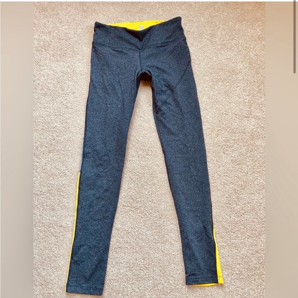 Rabbit running tights - Picture 2 of 3